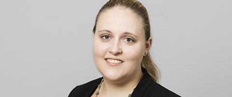 Schulter Nora